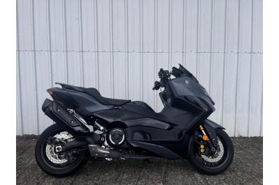 YAMAHA XP T-MAX 560 TECH MAX