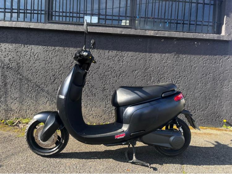 ORCAL ECOOTER E1 SCOOTER ELECTRIQUE