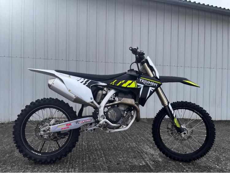 TRIUMPH TF 250-X